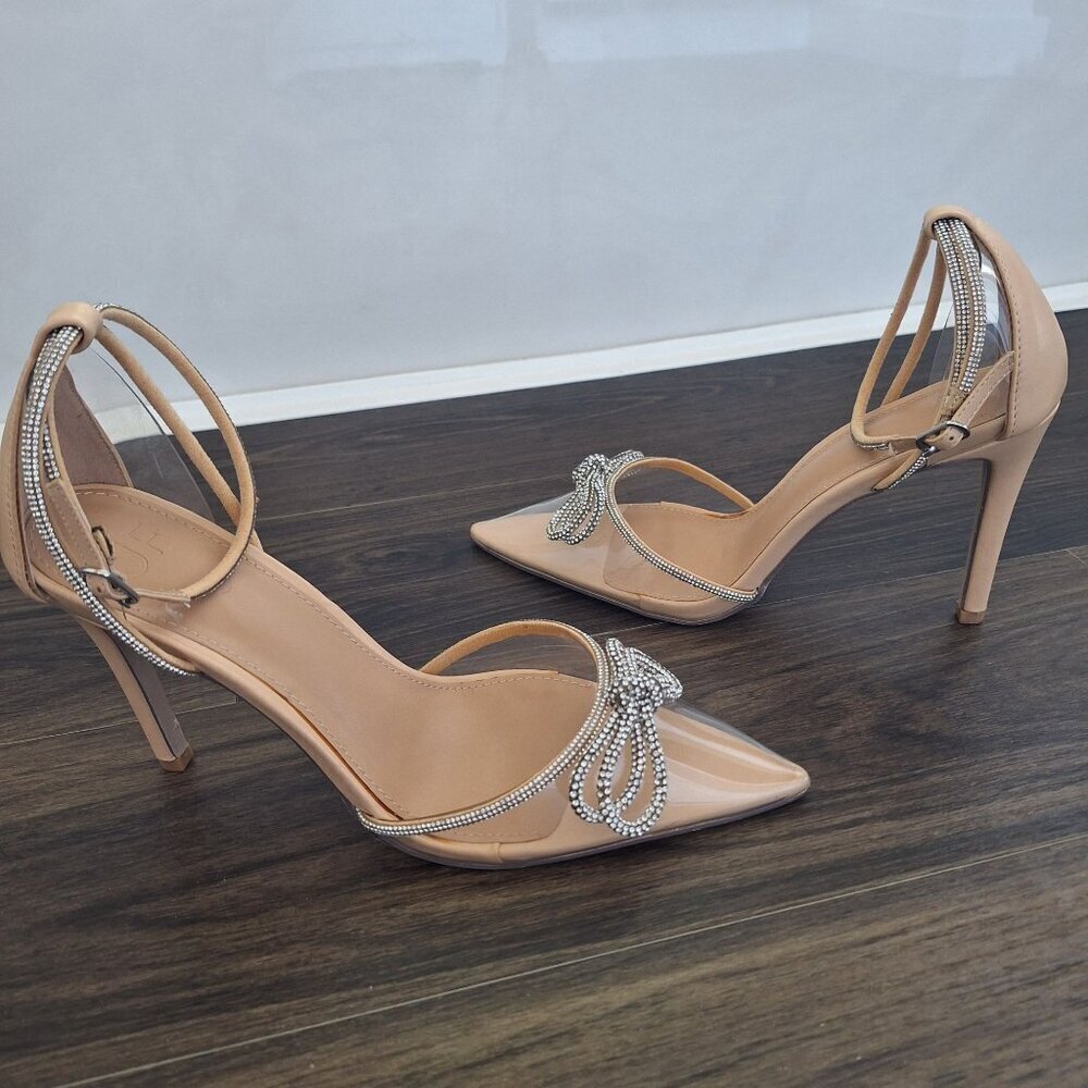 NWOT Journee Collection Beige/Clear Pointed Toe Pump Formal Preppy Classy - Picture 7 of 8